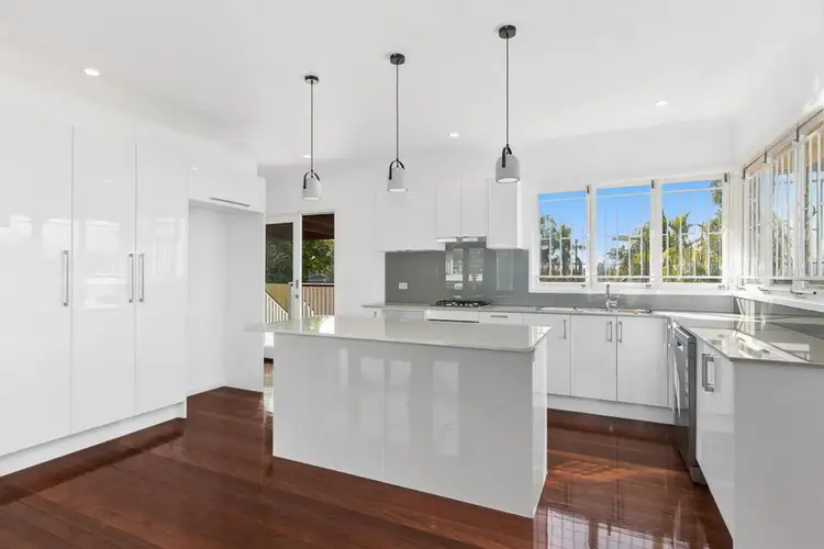 15 Cunard Street, Holland Park QLD 4121