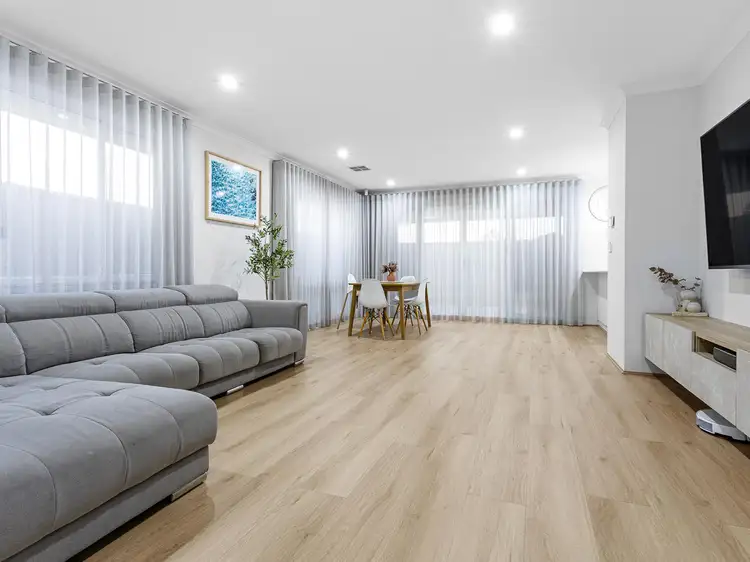 Second view of Homely house listing, 5 Teatro Street, Beeliar WA 6164