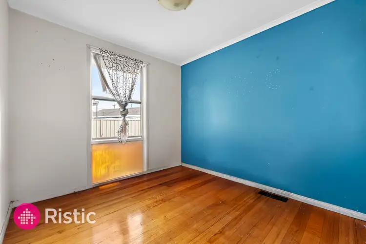 Fifth view of Homely house listing, 3 Ventnor Crescent, Coolaroo VIC 3048