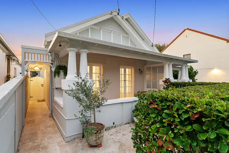 84A Bruce Street