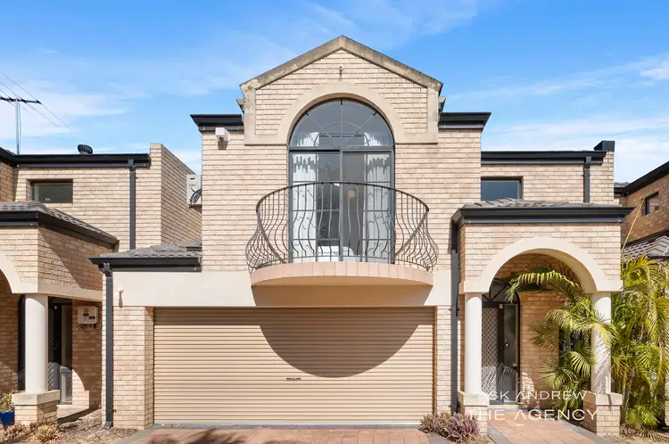 3/163 Stock Road, Attadale WA 6156
