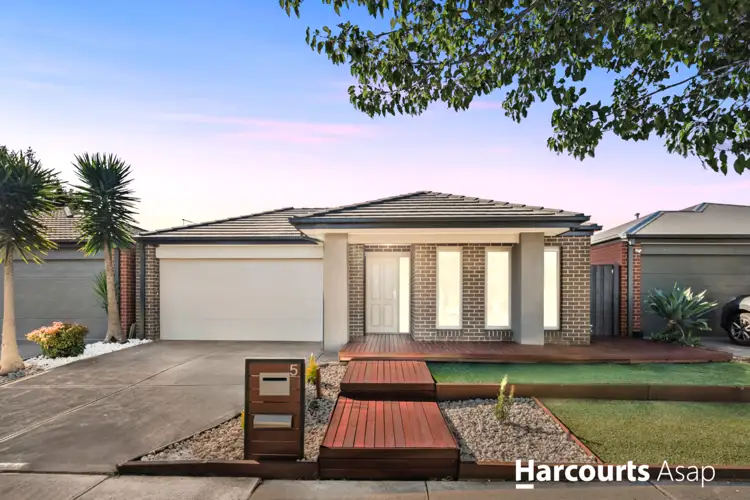 Main view of Homely house listing, 5 Queensberry Street, Cranbourne West VIC 3977