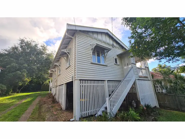 12 Woodville Place, Annerley QLD 4103