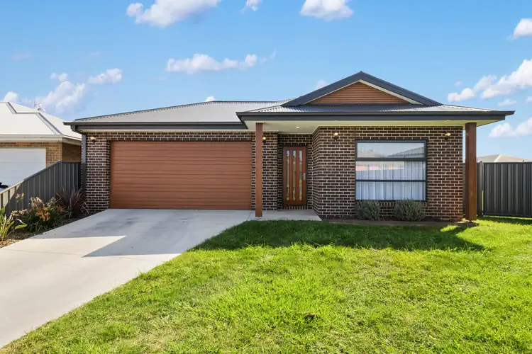 Main view of Homely house listing, 17 Peck Place, Sale VIC 3850