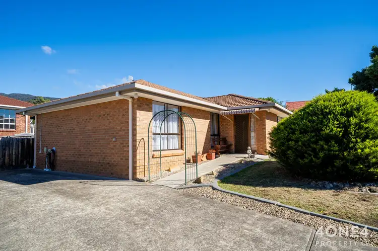 2/2 Fehlrich Court, Granton TAS 7030