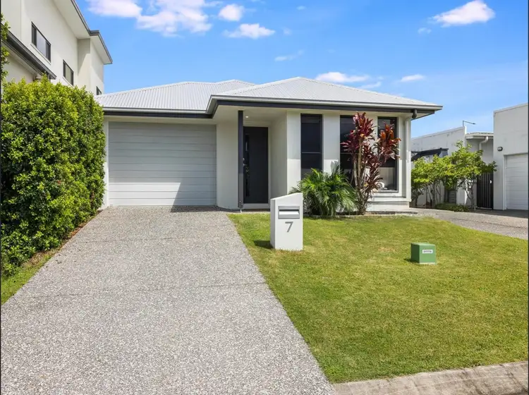 7 Amber Place