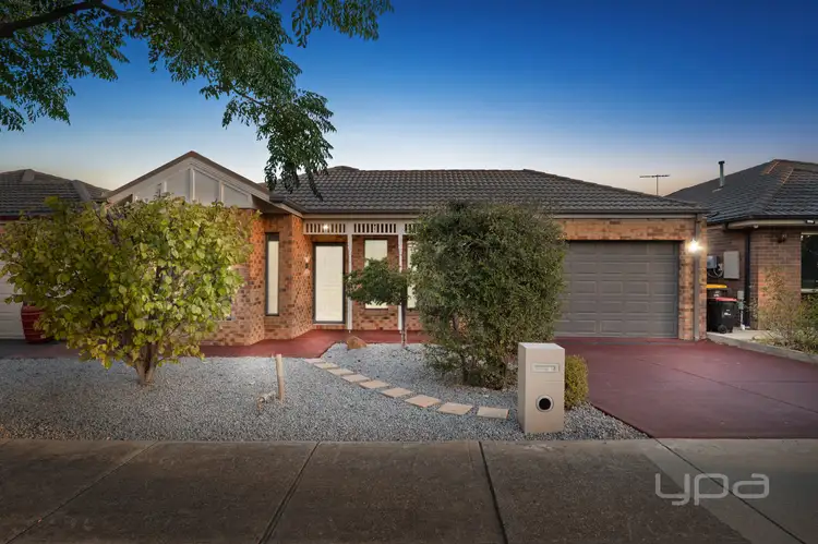 5 Gautam Grove, Harkness VIC 3337