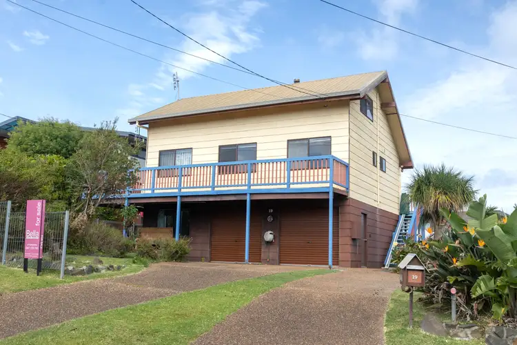 19 Kurrawa Drive, Kioloa NSW 2539