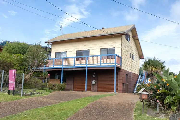 19 Kurrawa Drive, Kioloa NSW 2539