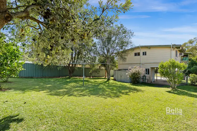 23 River Road, Lake Tabourie NSW 2539