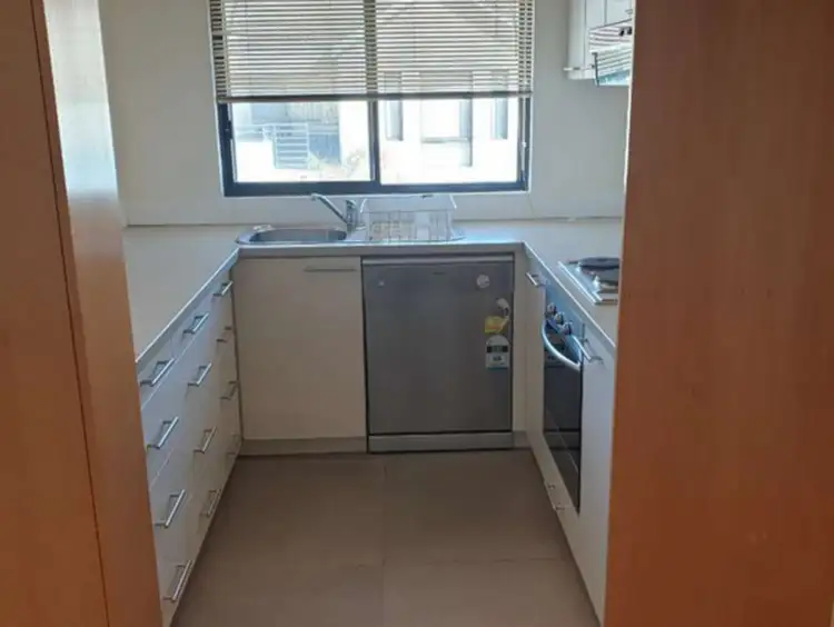 32 Pimlico Place