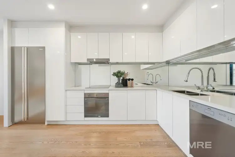 202/10-14 Hope Street, Brunswick VIC 3056