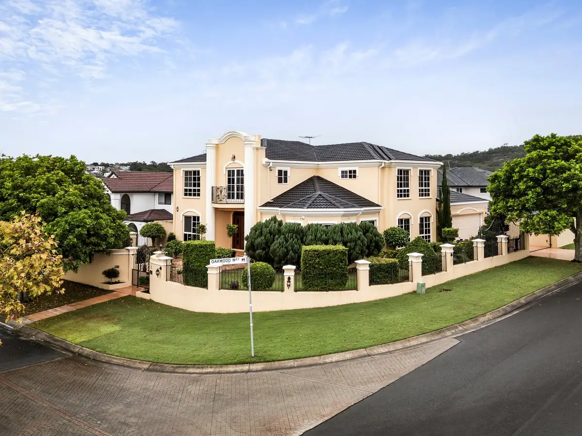 Main view of Homely house listing, 8 Oakwood Way, Carindale QLD 4152