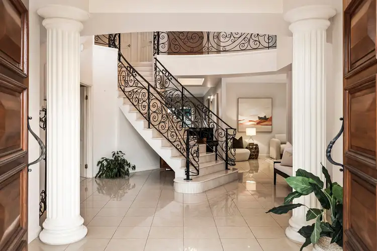 Second view of Homely house listing, 8 Oakwood Way, Carindale QLD 4152