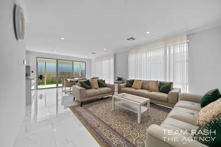 153 Monticello Parkway, Piara Waters WA 6112