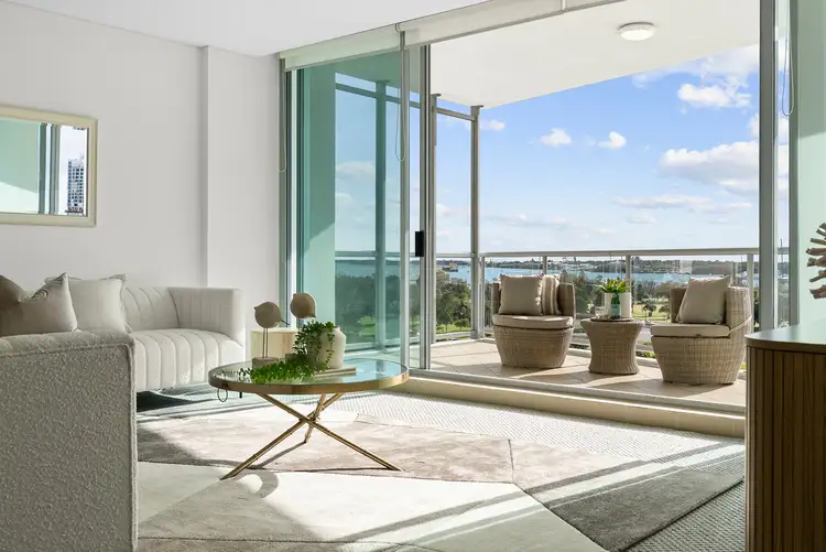 905/1 Como Crescent, Southport QLD 4215