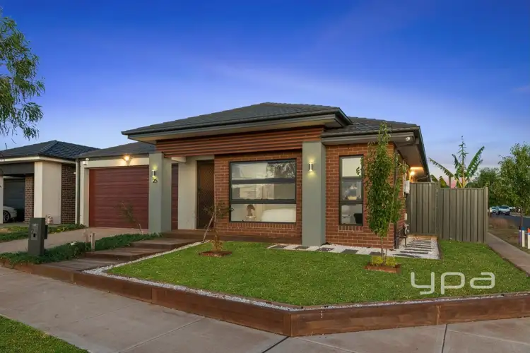 Second view of Homely house listing, 25 Azadi Crescent, Strathtulloh VIC 3338