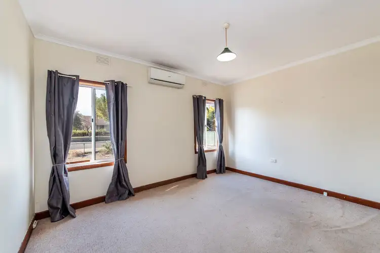 Third view of Homely house listing, 5 Kokoda Avenue, Hamilton VIC 3300