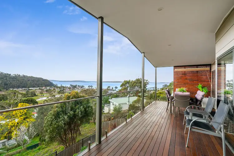 2/41B Auburn Road, Kingston Beach TAS 7050