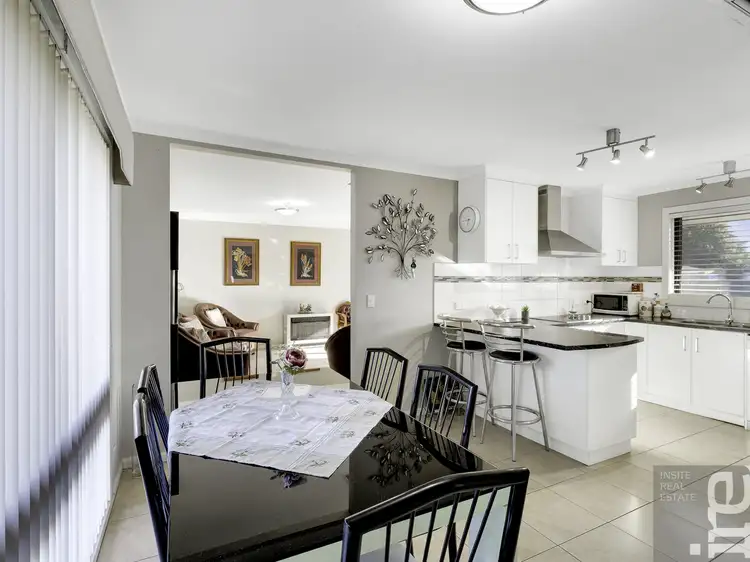 Second view of Homely house listing, 6 Iris Court, Wangaratta VIC 3677