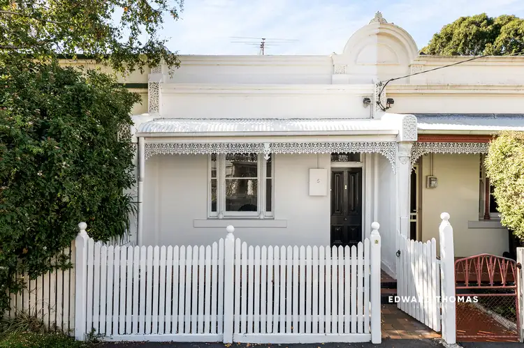 5 Durham Street