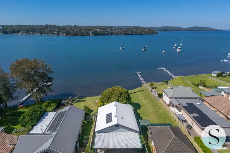 32 Anzac Parade, Toronto NSW 2283
