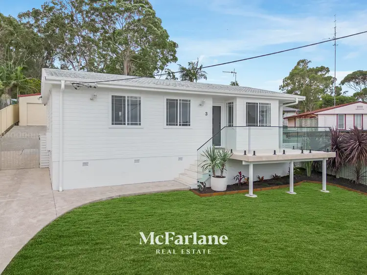 3 Elm Place