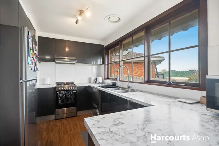 Second view of Homely house listing, 2 Cox Court, Endeavour Hills VIC 3802