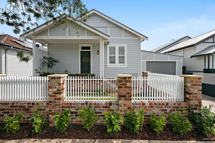 13 Mackie Avenue, New Lambton NSW 2305