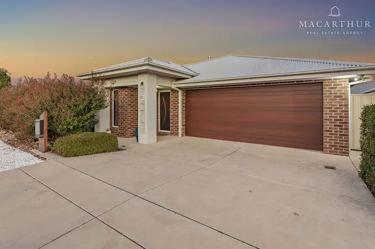 19 Goonawarra Street, Gobbagombalin NSW 2650
