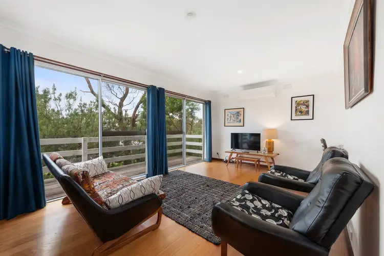 22 Lakeside Drive, Lake Tyers Beach VIC 3909