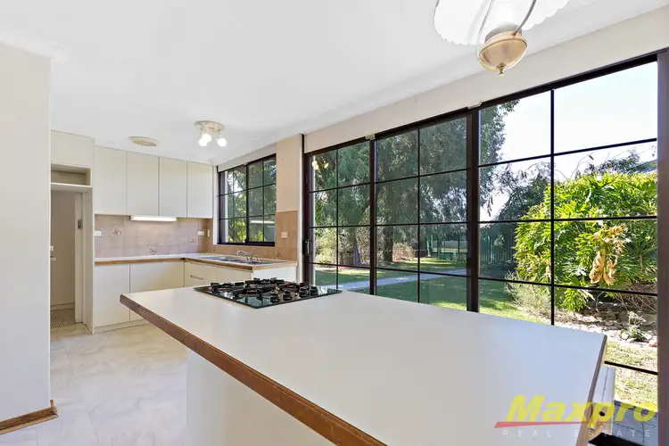 16 Fulman Way, Lynwood WA 6147