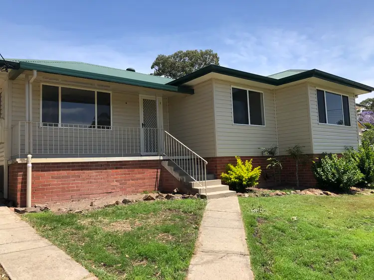8a McPherson Street