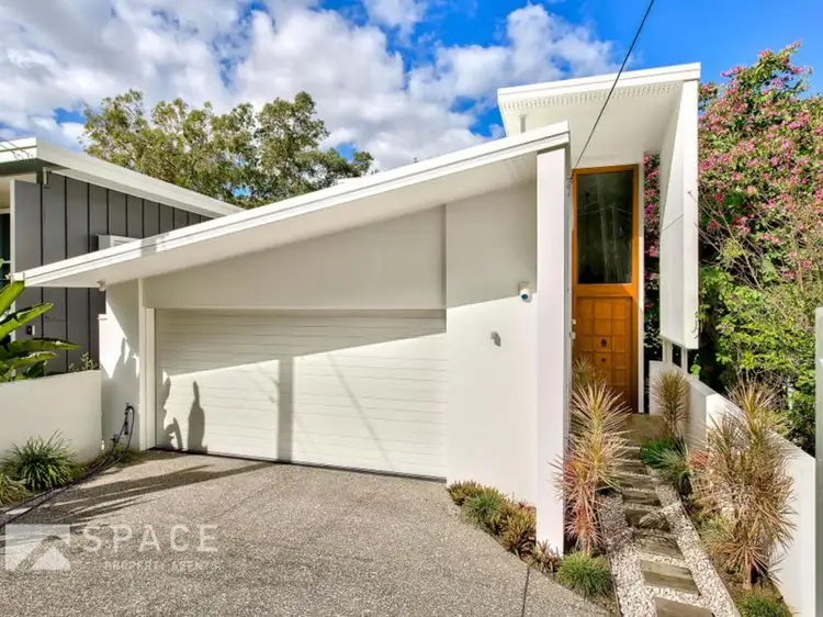 90 Stuartholme Road, Bardon QLD 4065