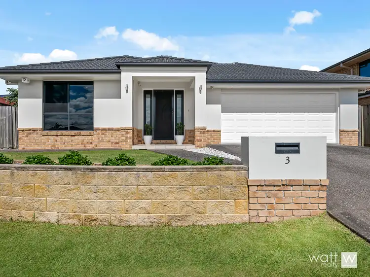 3 Hedge Court