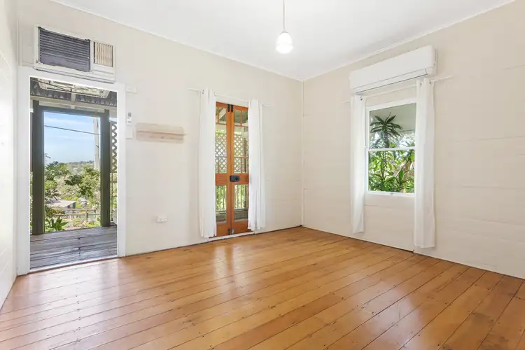 5 North Street, Mount Morgan QLD 4714