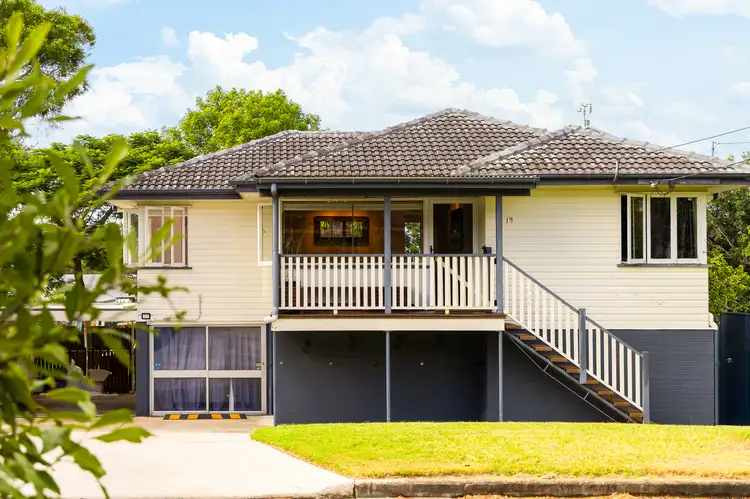 19 Sandralee Street, Brighton QLD 4017