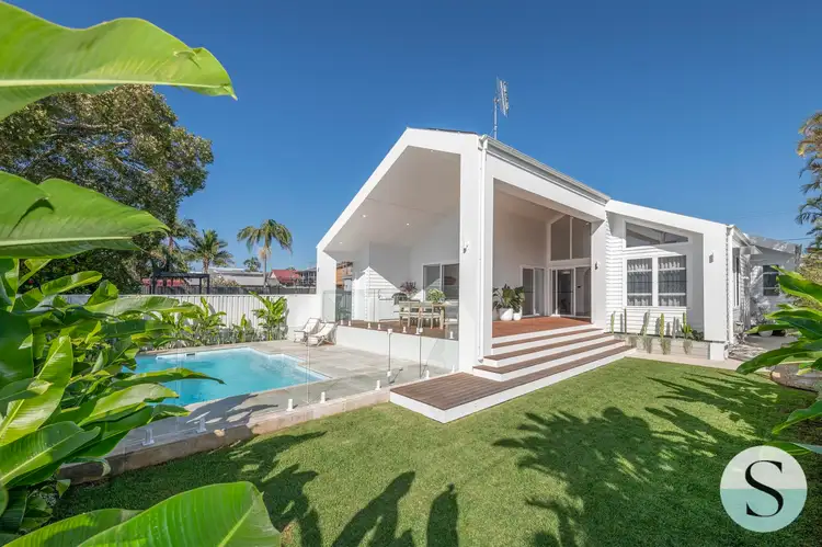 83 Caves Beach Road, Caves Beach NSW 2281