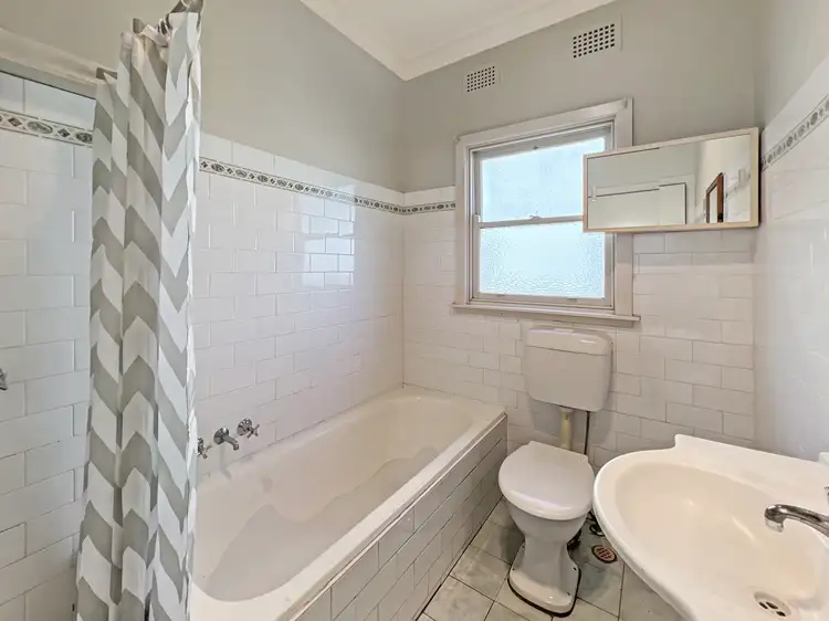Fourth view of Homely house listing, 18 Spurwood Road, Warrimoo NSW 2774