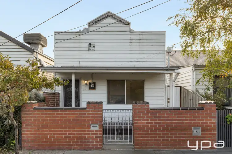25 Hutchinson Street