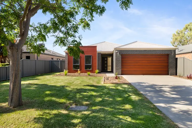 22 Speechley Court, Sale VIC 3850