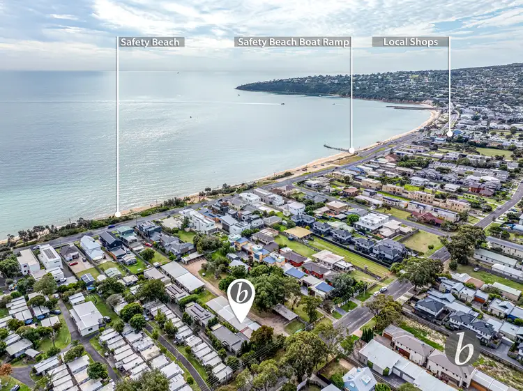 2/207-209 Dromana Parade, Safety Beach VIC 3936