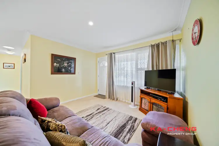 Seventh view of Homely semi-detached listing, 31 Bath Road, Morley WA 6062