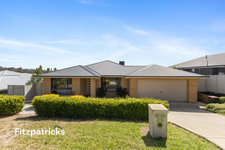39 Clifton Street, Bourkelands NSW 2650
