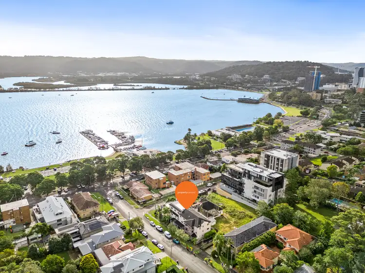 3/1 Lynn Avenue, Point Frederick NSW 2250