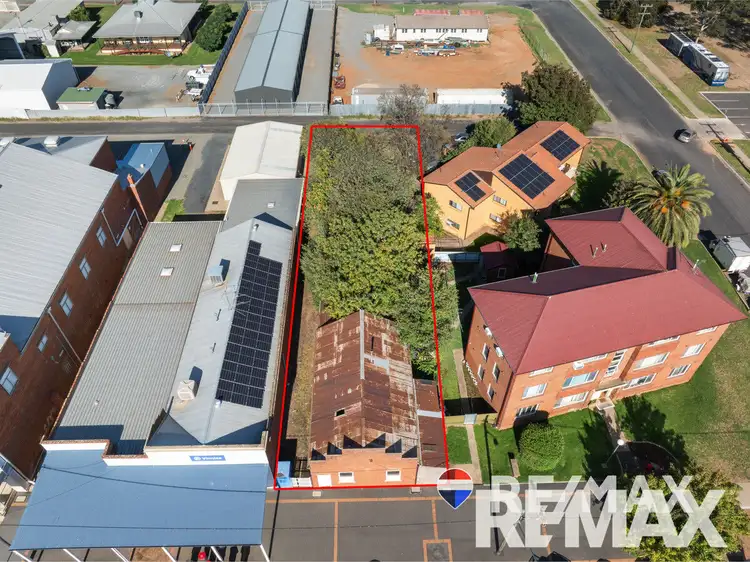 83 Broadway Street, Junee NSW 2663