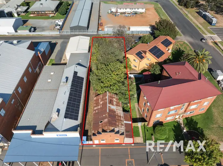 83 Broadway Street, Junee NSW 2663