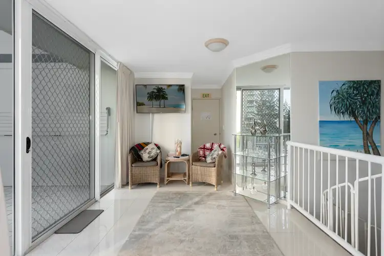18/13-15 Anne Avenue, Broadbeach QLD 4218