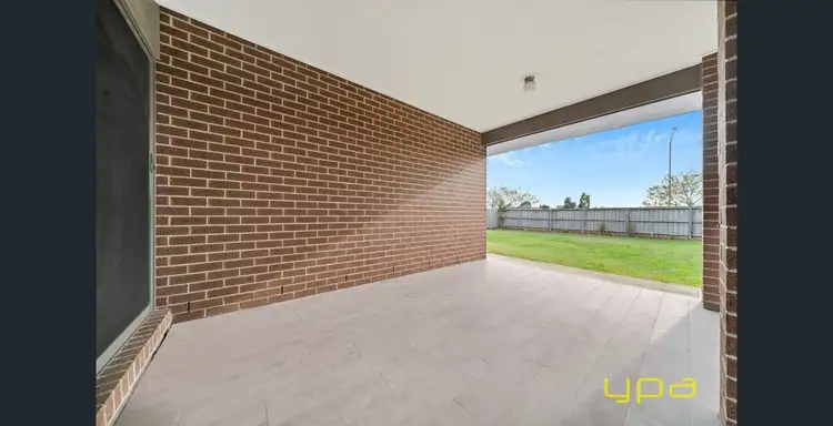 54 Copernicus Circuit, Cranbourne West VIC 3977