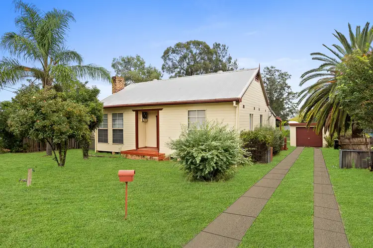 15 Stafford Street, Scone NSW 2337